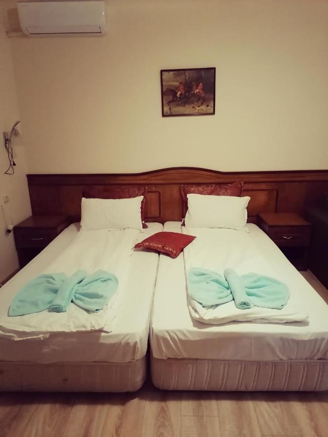 Guest House Nani Asenovgrad ภายนอก รูปภาพ
